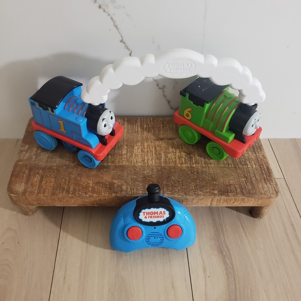 Thomas and Friends Race N Chase RC Thomas Percy Remote Control Train Set Tested